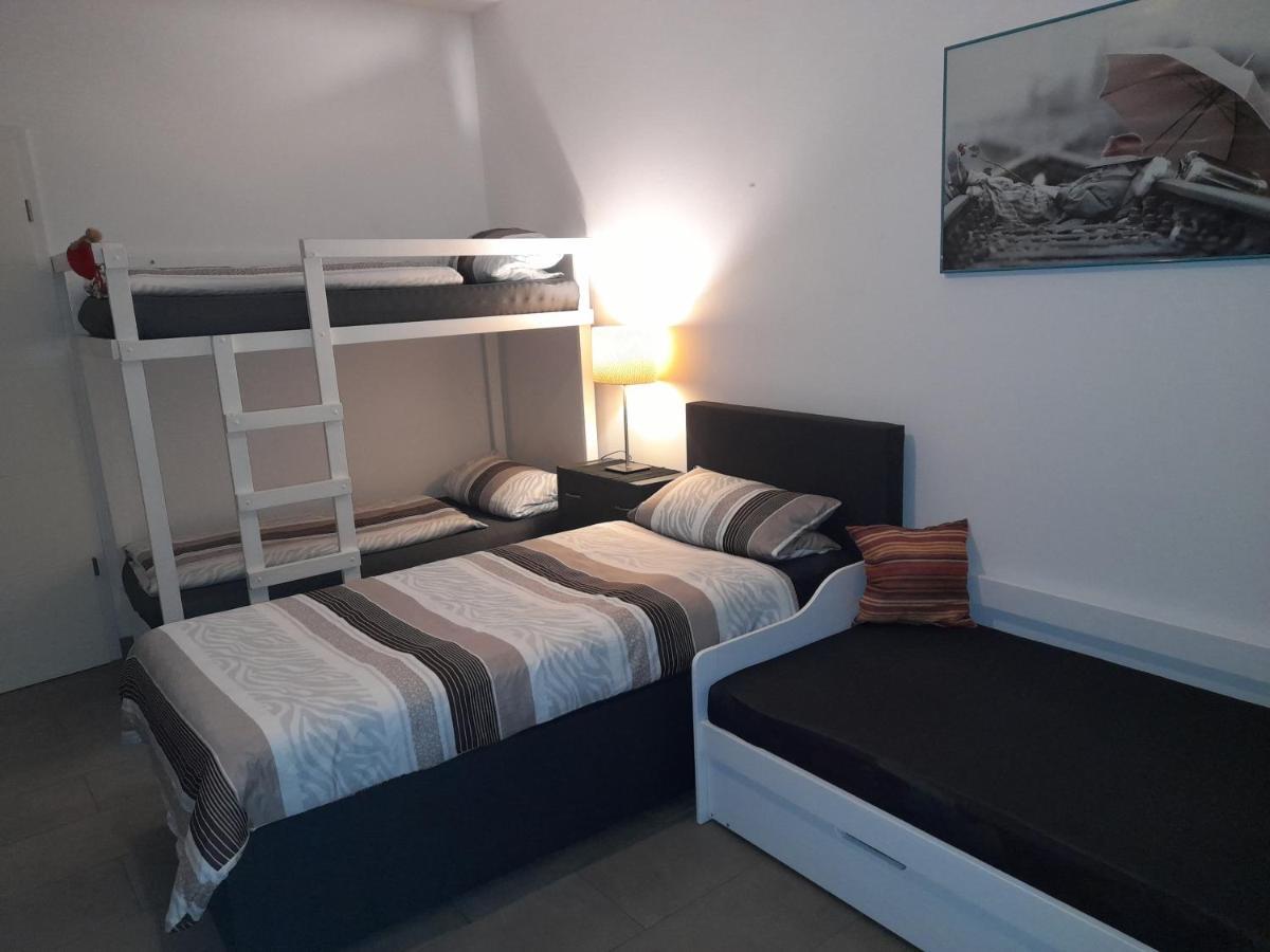 Berlin - Schoenefeld Gruene Wohnung Εξωτερικό φωτογραφία