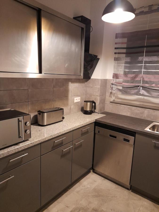 Berlin - Schoenefeld Gruene Wohnung Εξωτερικό φωτογραφία